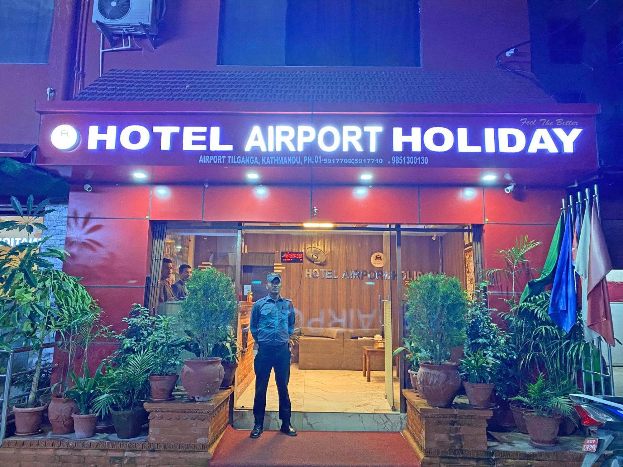 Hotel Airport Holiday Катманду Екстер'єр фото